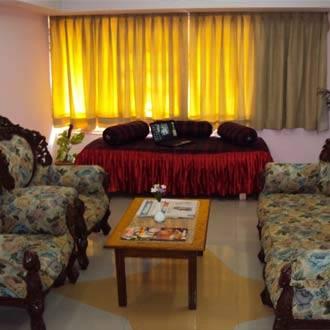 Hotel Rajputana Palace 3*