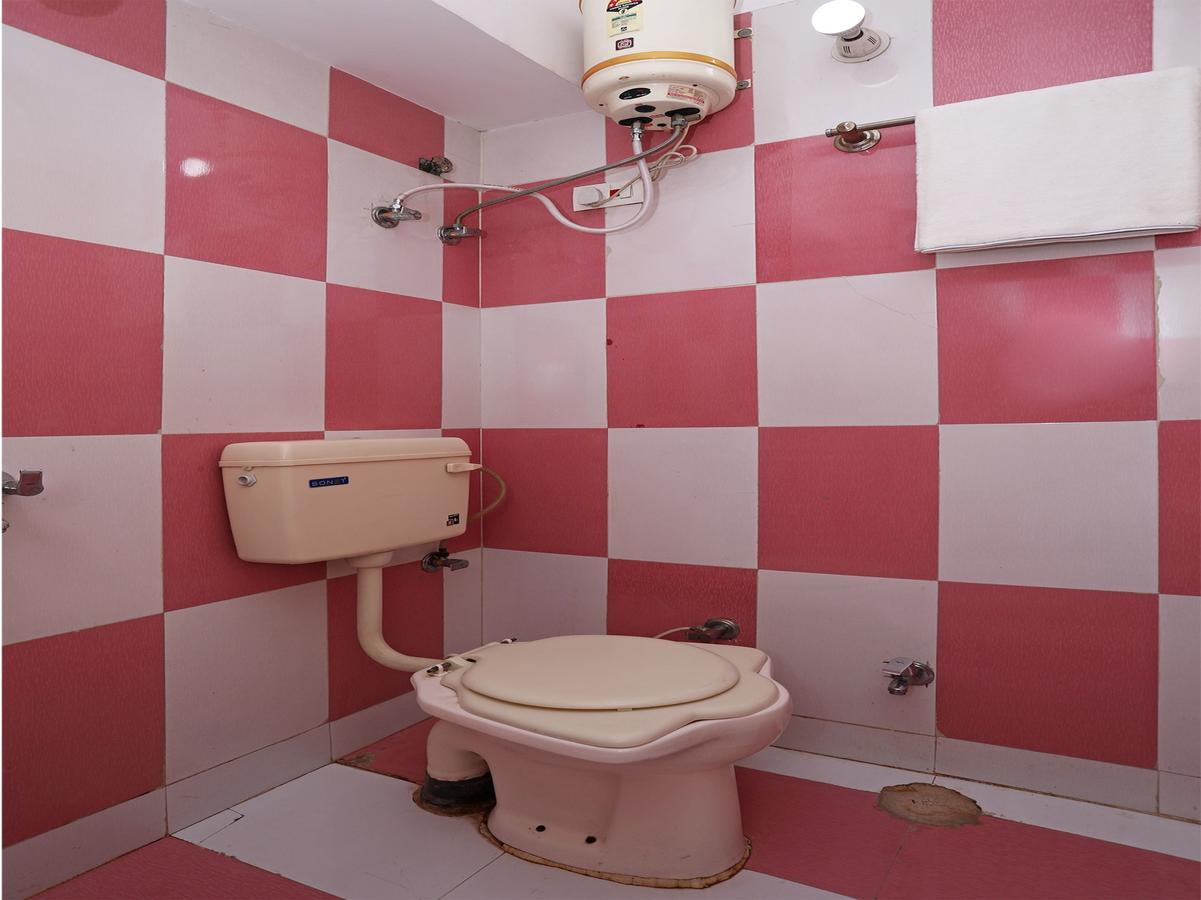 Oyo 10609 Jodhpur Royals 2*