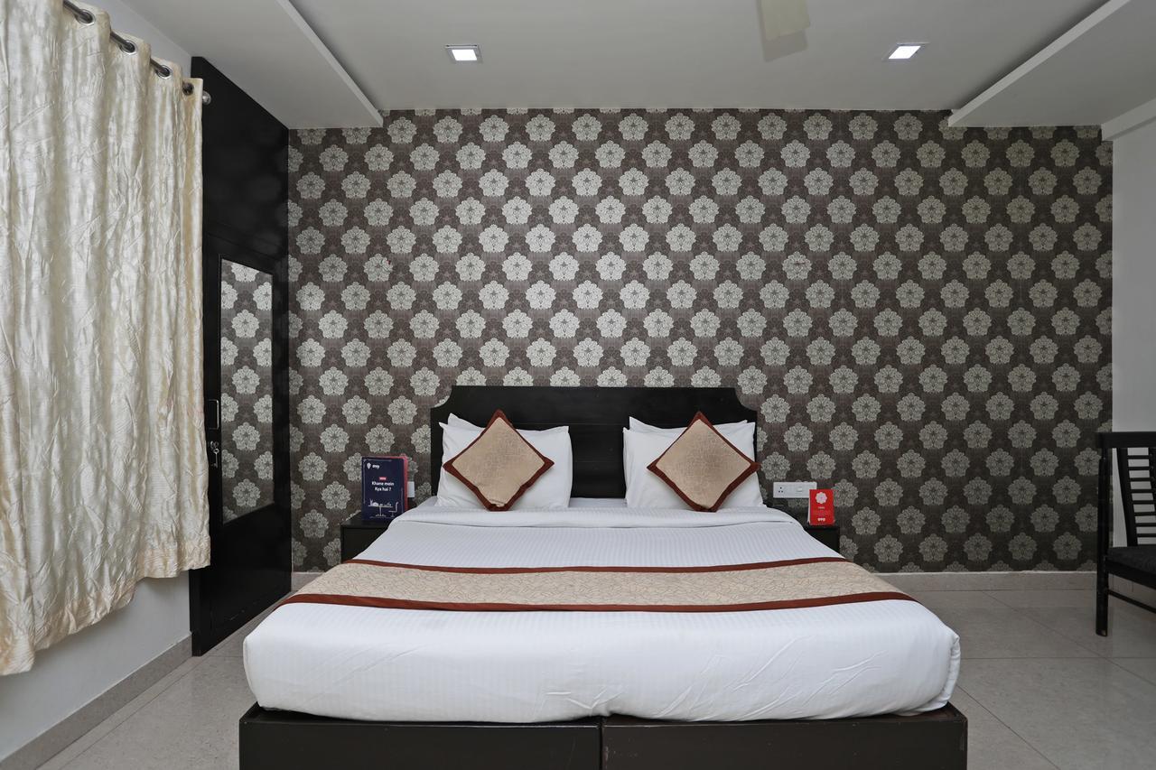 Capital O 11973 Badri Palace 3*