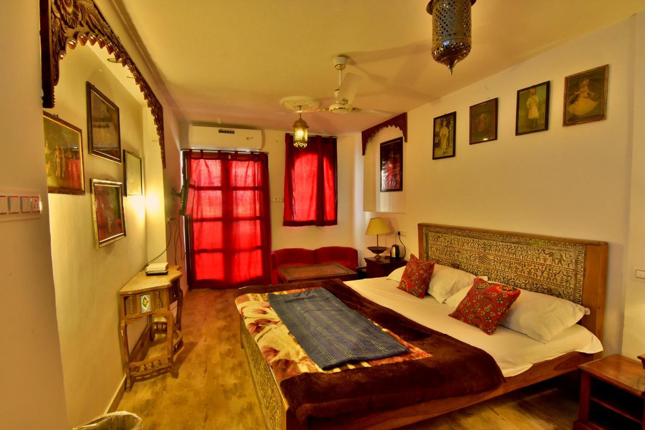 Yogis Guest house