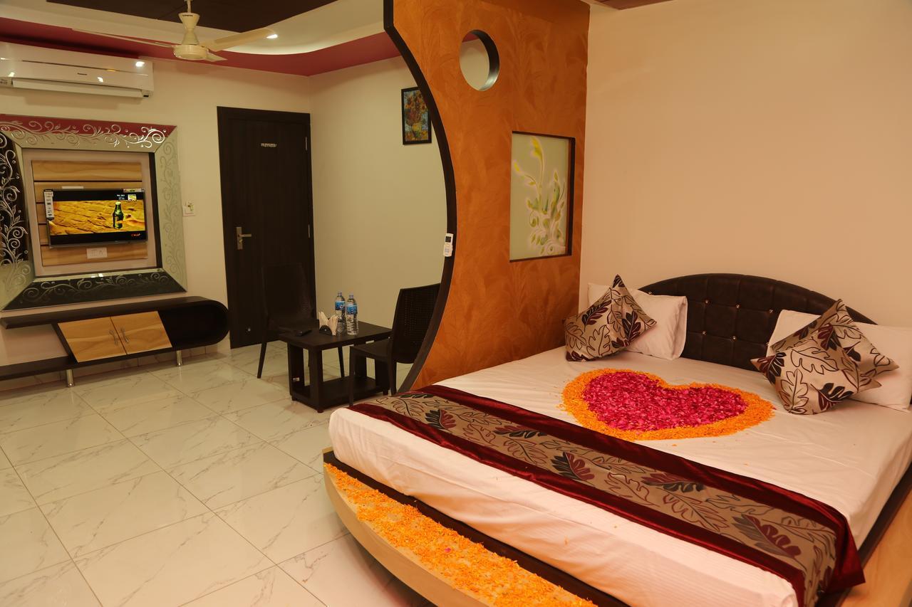 Shri Ram Residency 2*