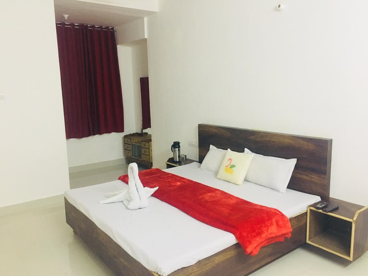 Hotel Santosh Jodhpur (Rajasthan)