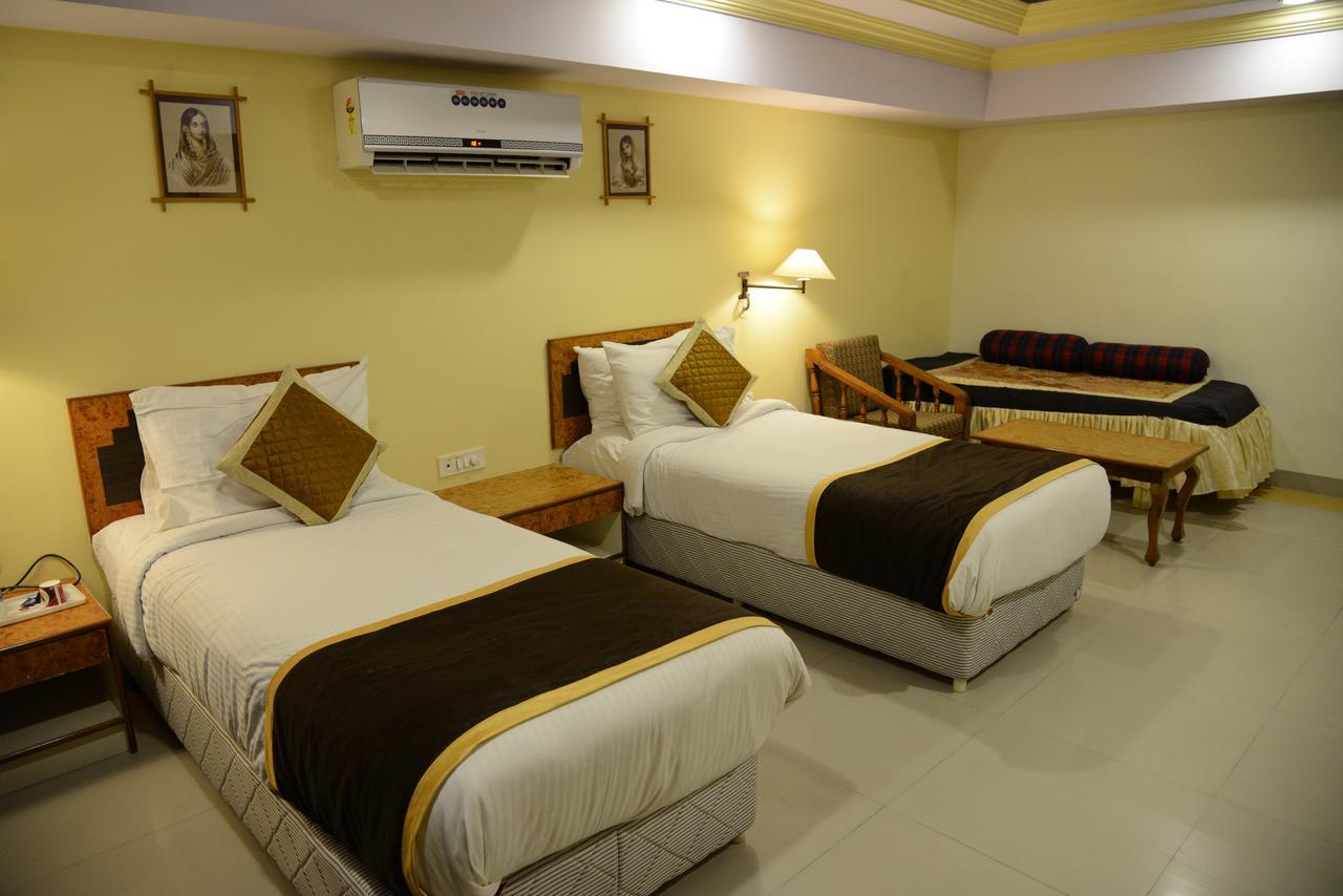 Rajputana Palace Hotel 3*