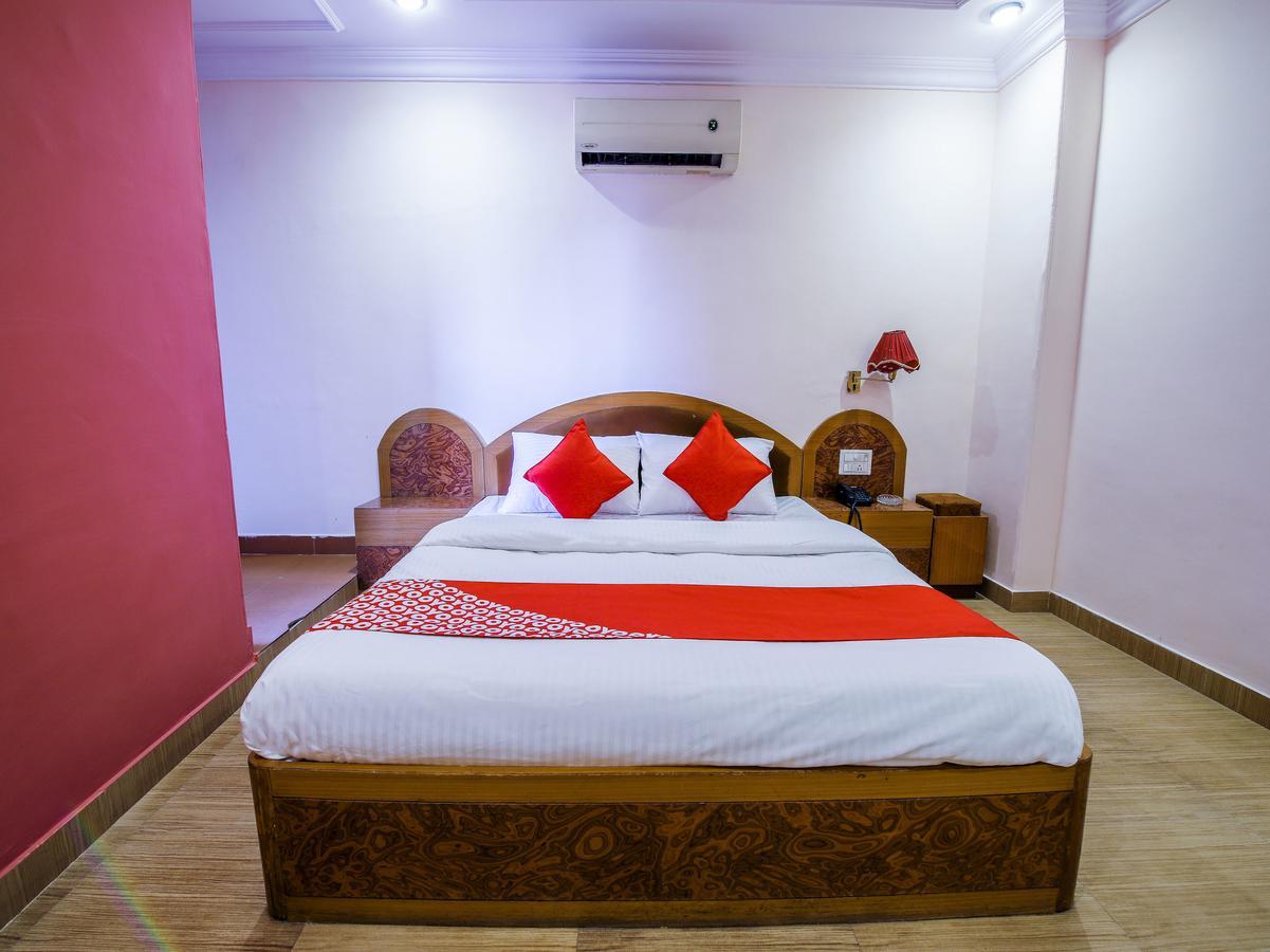 Hotel Oyo 13935 Shree Celebration