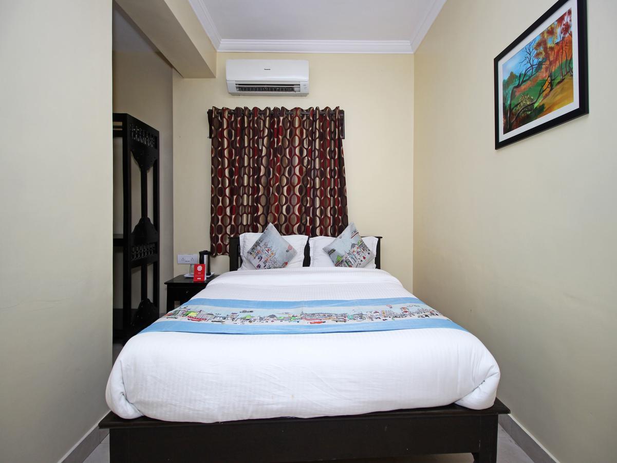 Ajit Mansion Hotel 2*