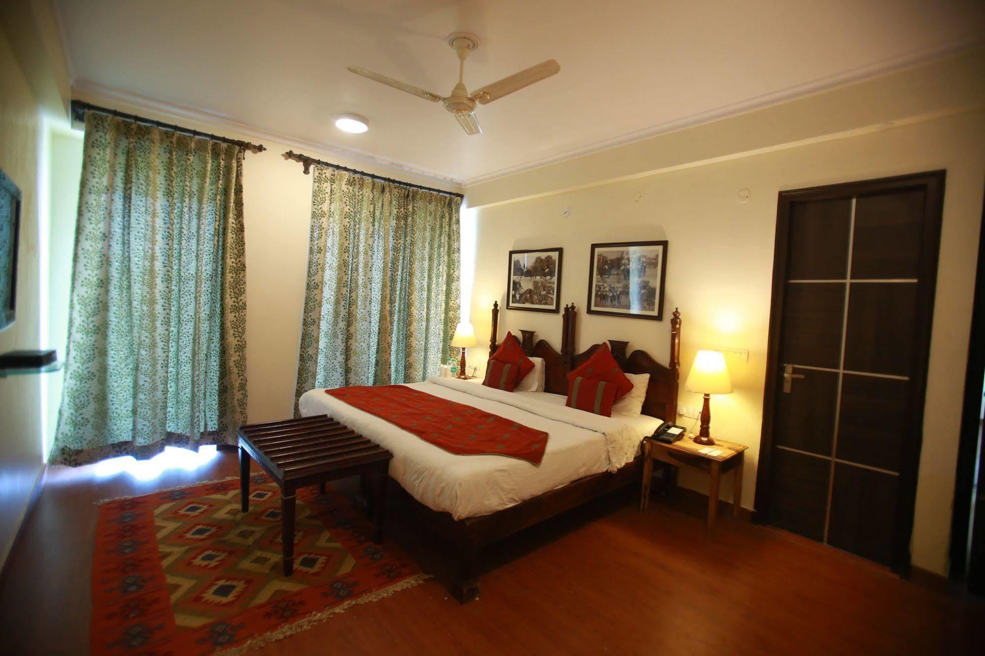 Ranbanka Palace Hotel