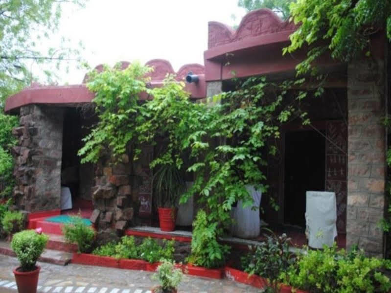 The Mandore - A Leafy Bed & Breakfast 3*