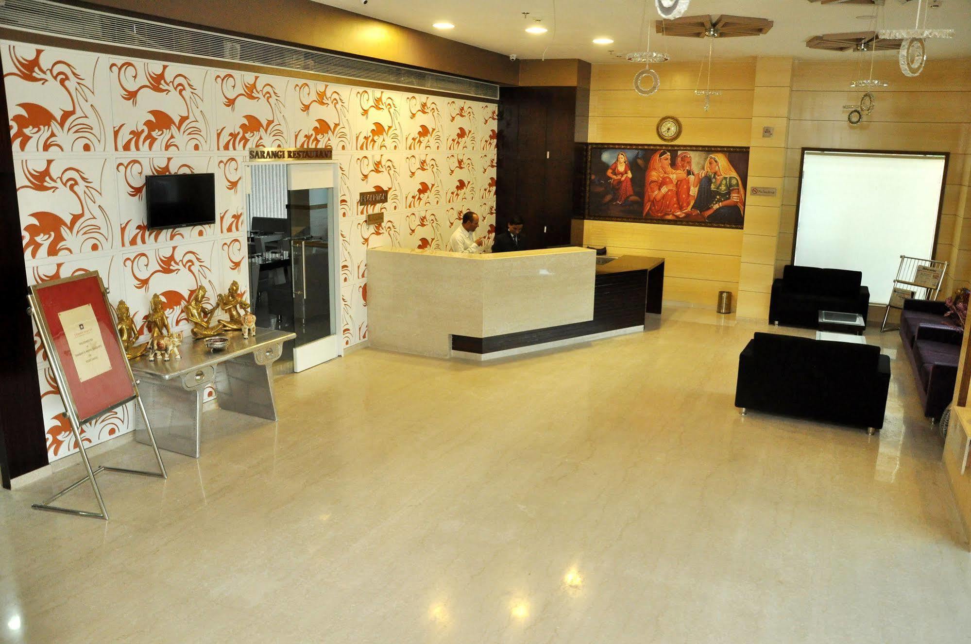 Chandra Imperial 3*