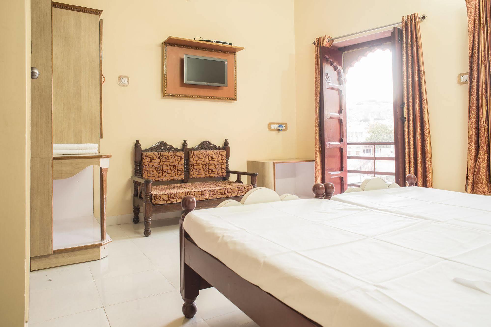 Hotel Jee Ri Haveli Jodhpur (Rajasthan)