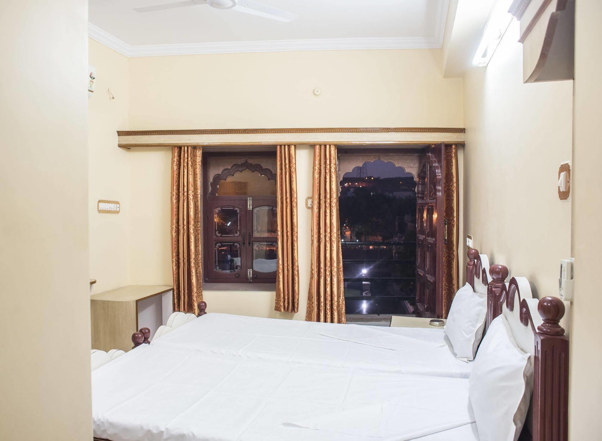 Hotel Jee Ri Haveli Jodhpur (Rajasthan)