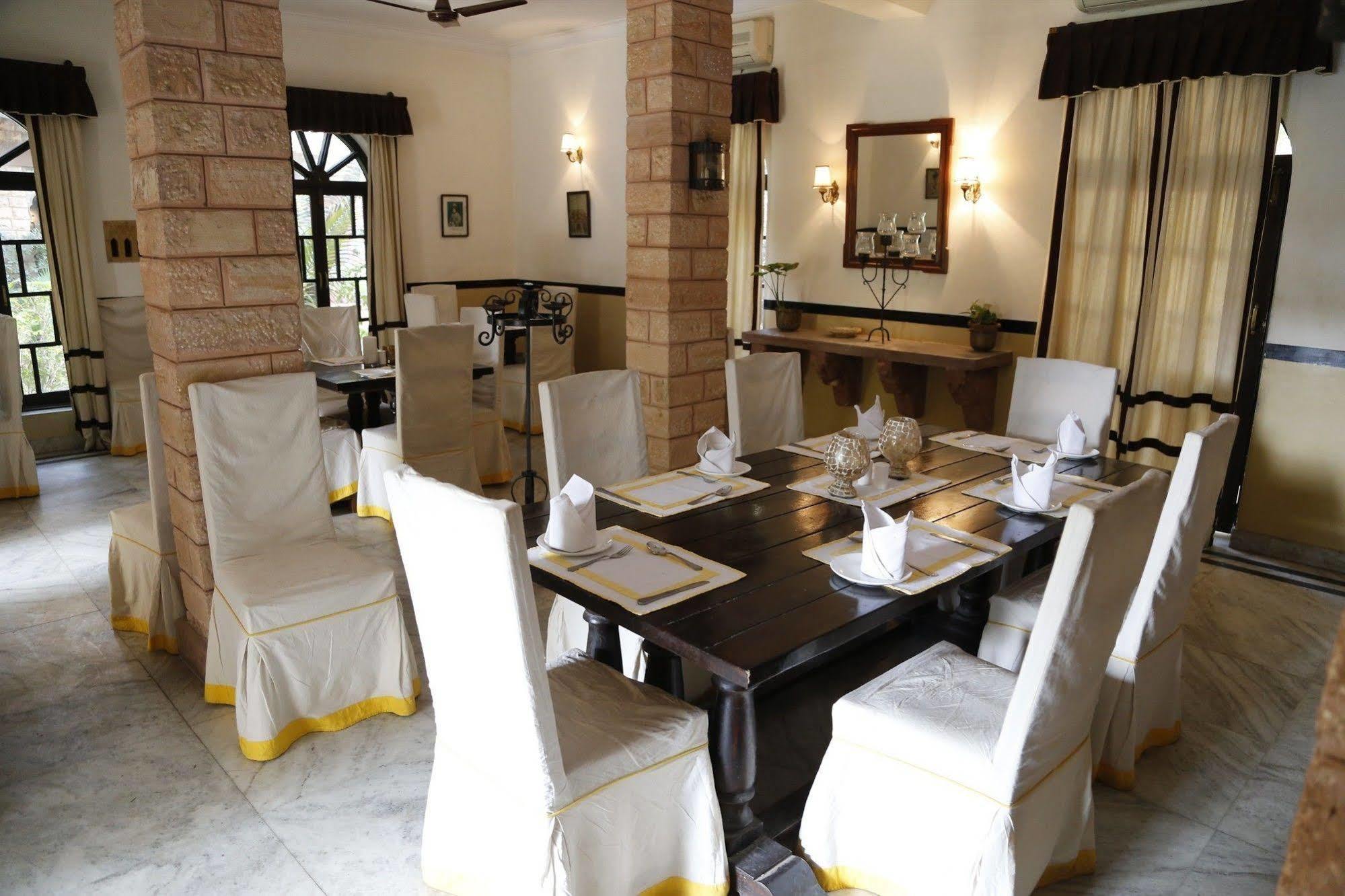Devi Bhawan 3*