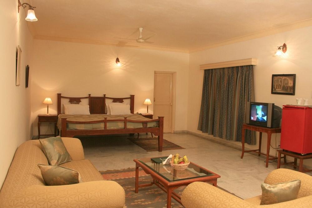 Polo Heritage Hotel 3*