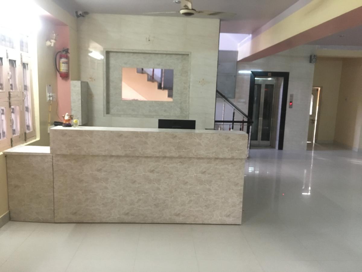Hotel Santosh 2*