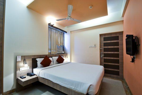 Hotel Apex International