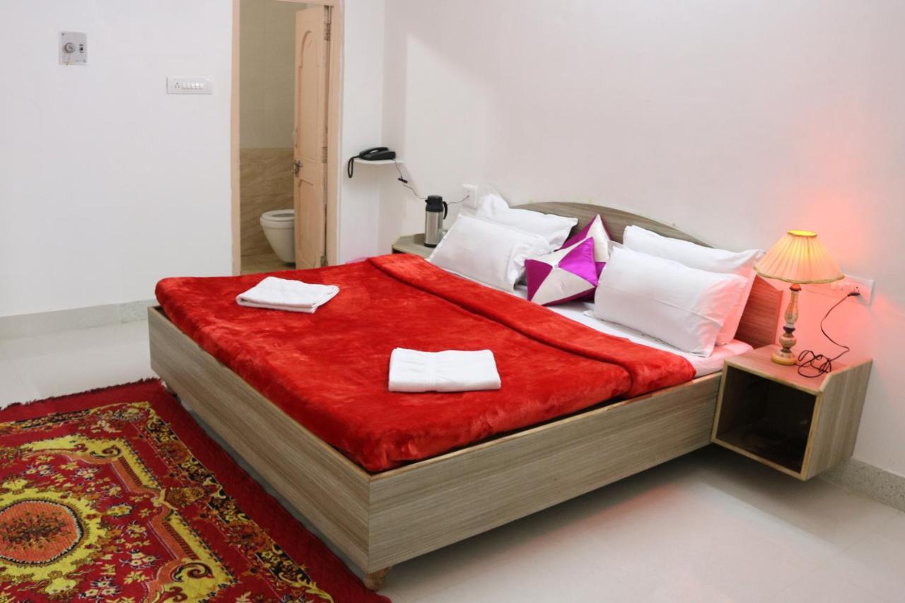 Hotel Santosh Jodhpur (Rajasthan)