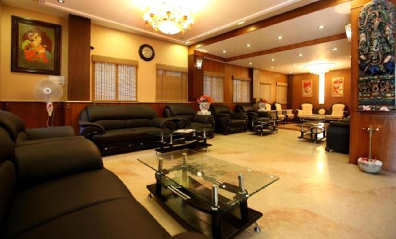 Suncity International Hotel 3*