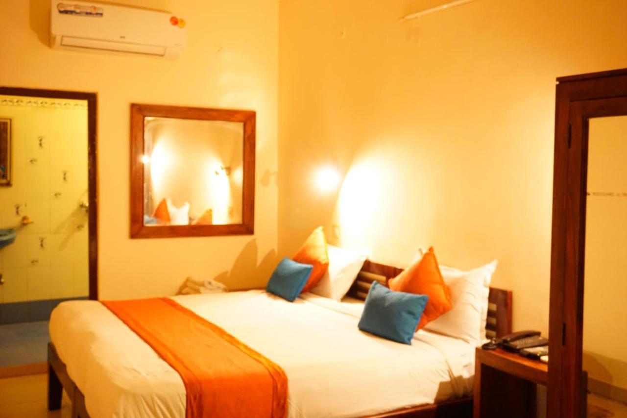 Hotel Nirvana
