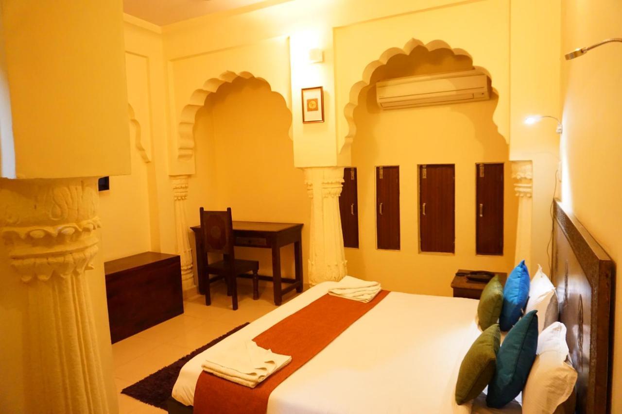 Hotel Nirvana