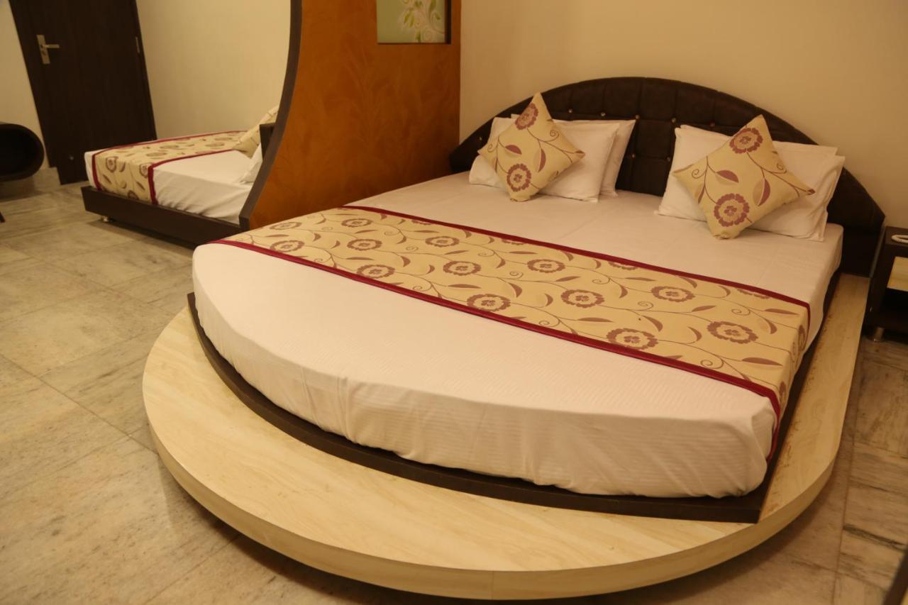Shri Ram Residency 2*