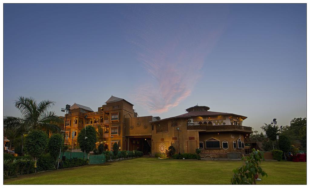 Nirali Dhani Ethnic Heritage And 3*