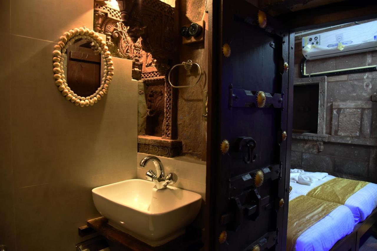 The Thikana Heritage 3*