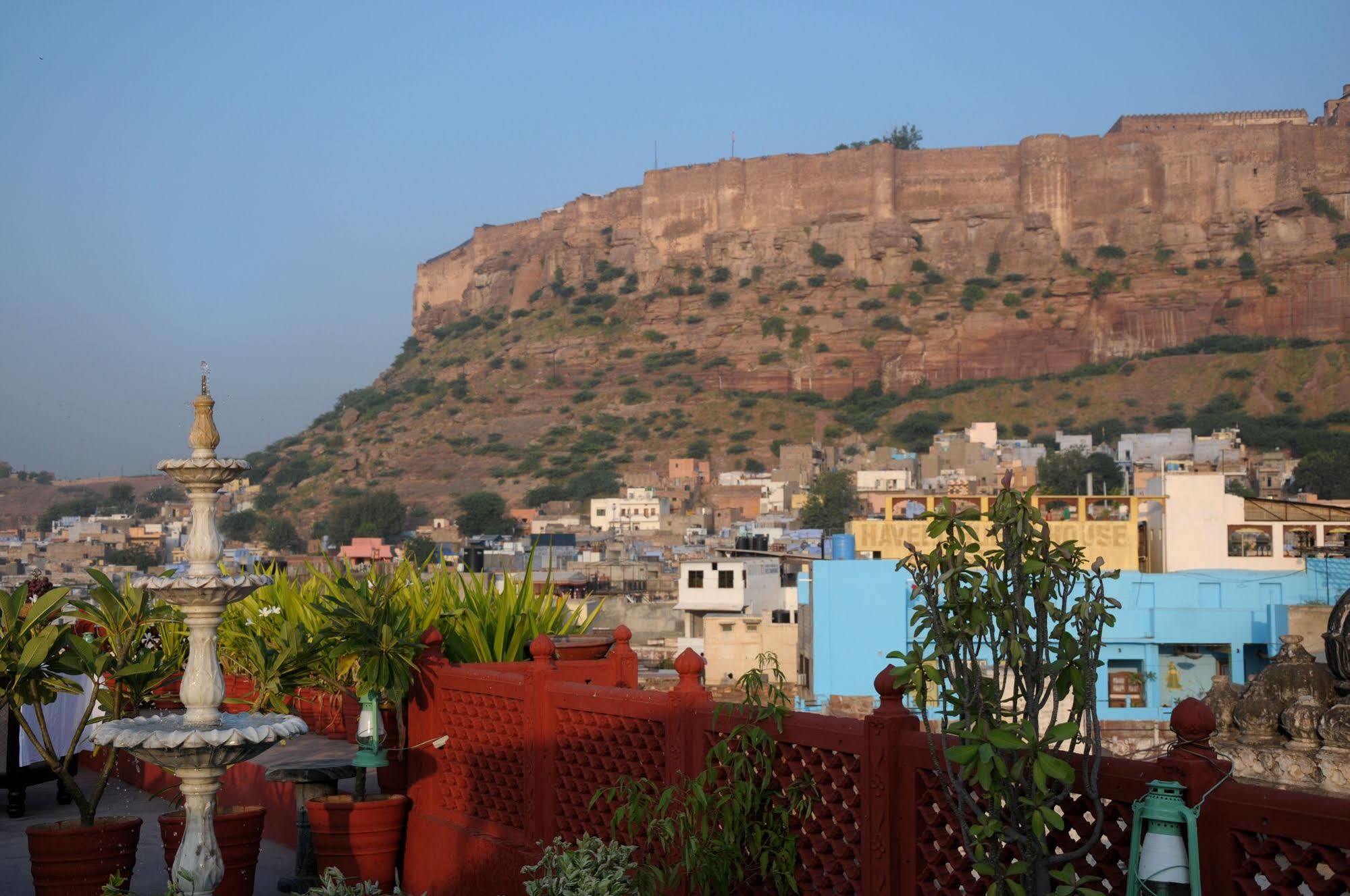 Haveli Pal 3*