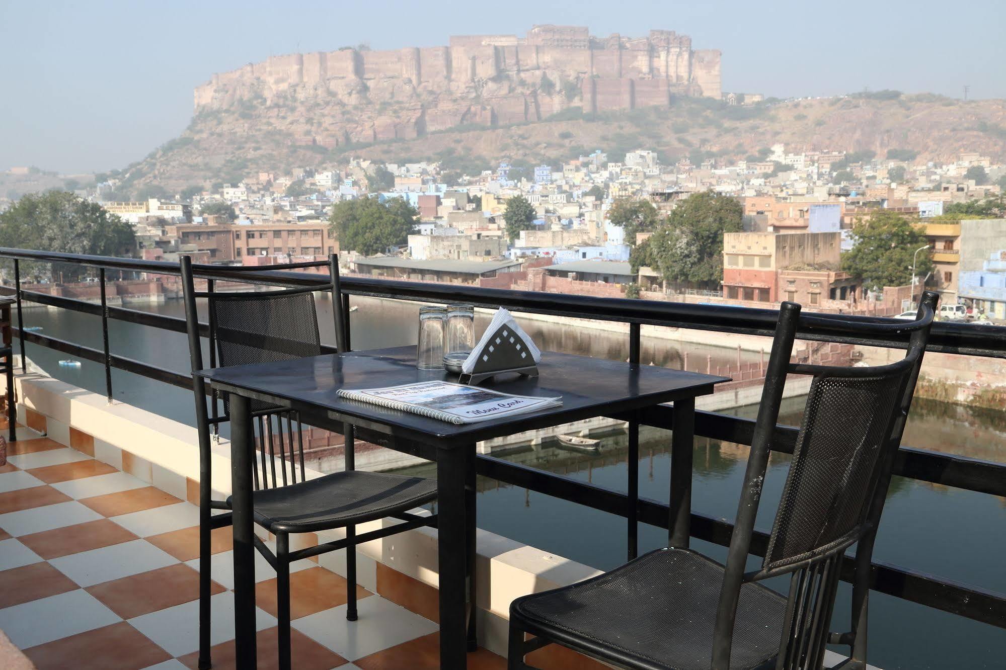 Hotel Jee Ri Haveli 3*