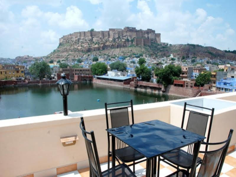 Jee Ri Haveli Hotel