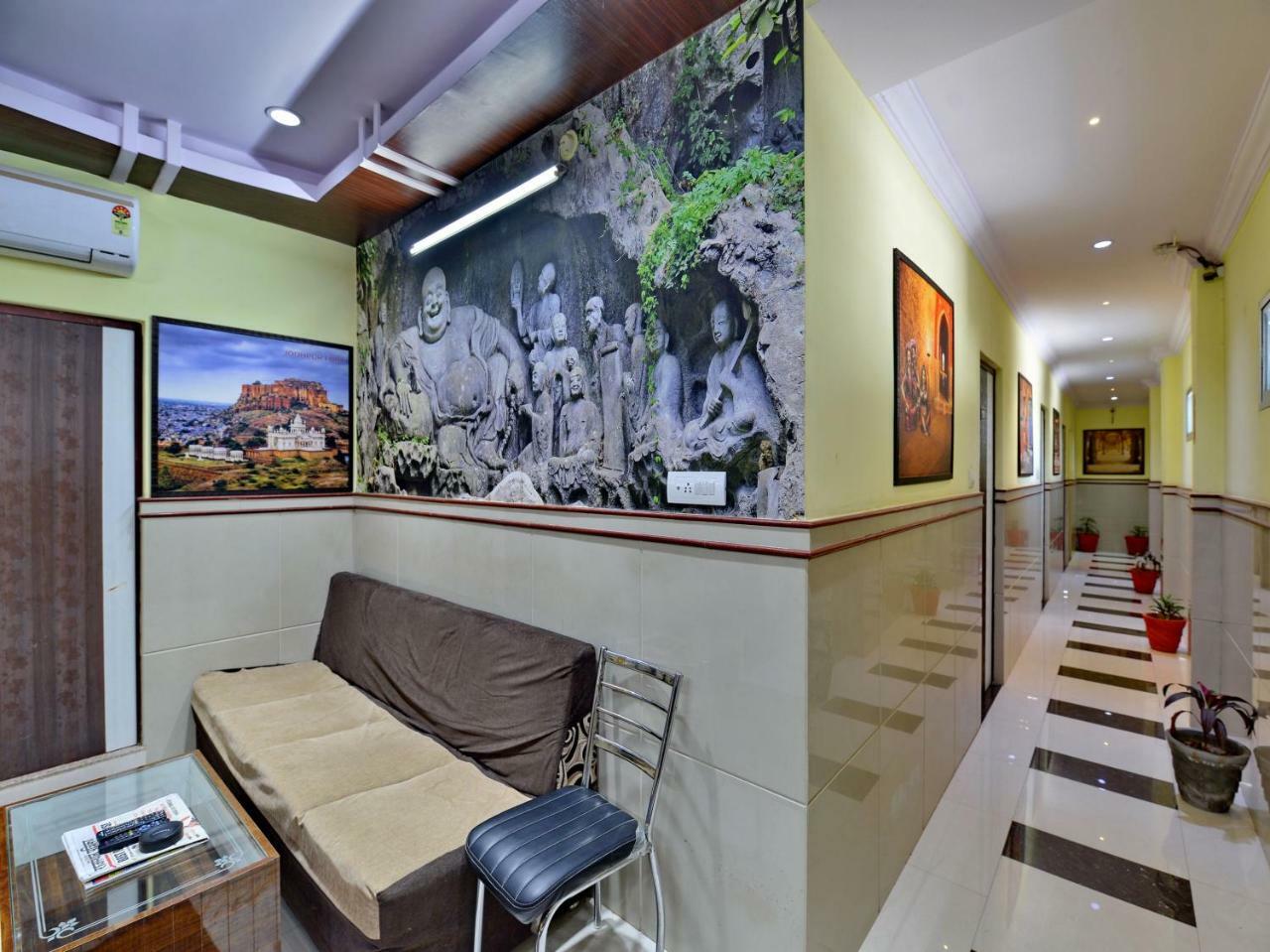 Hotel Oyo 10342 Krishna