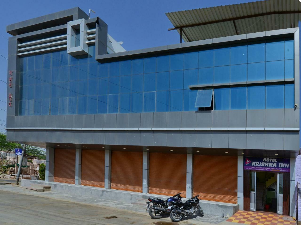 Hotel Oyo 10342 Krishna 4*