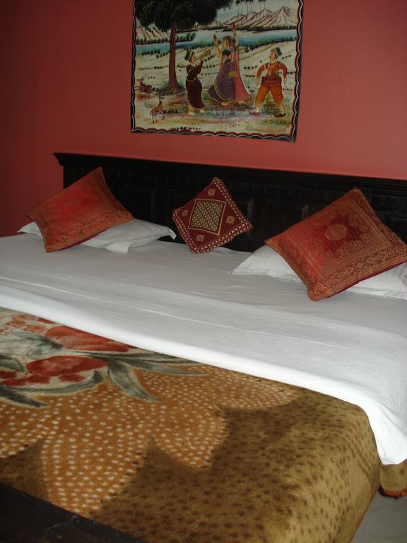Pushp Homestay *