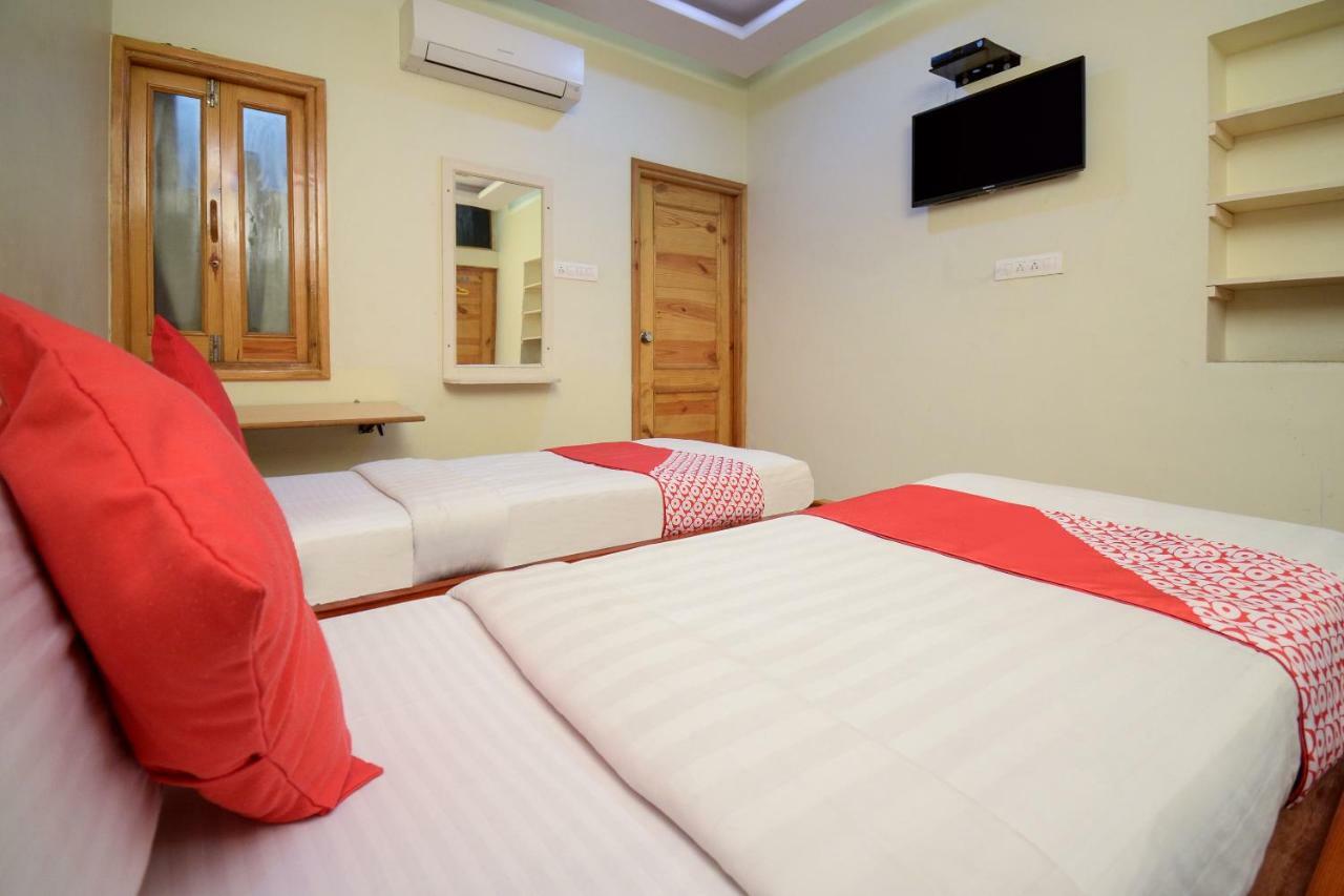 Hotel Oyo 10609 Jodhpur Royals 2*