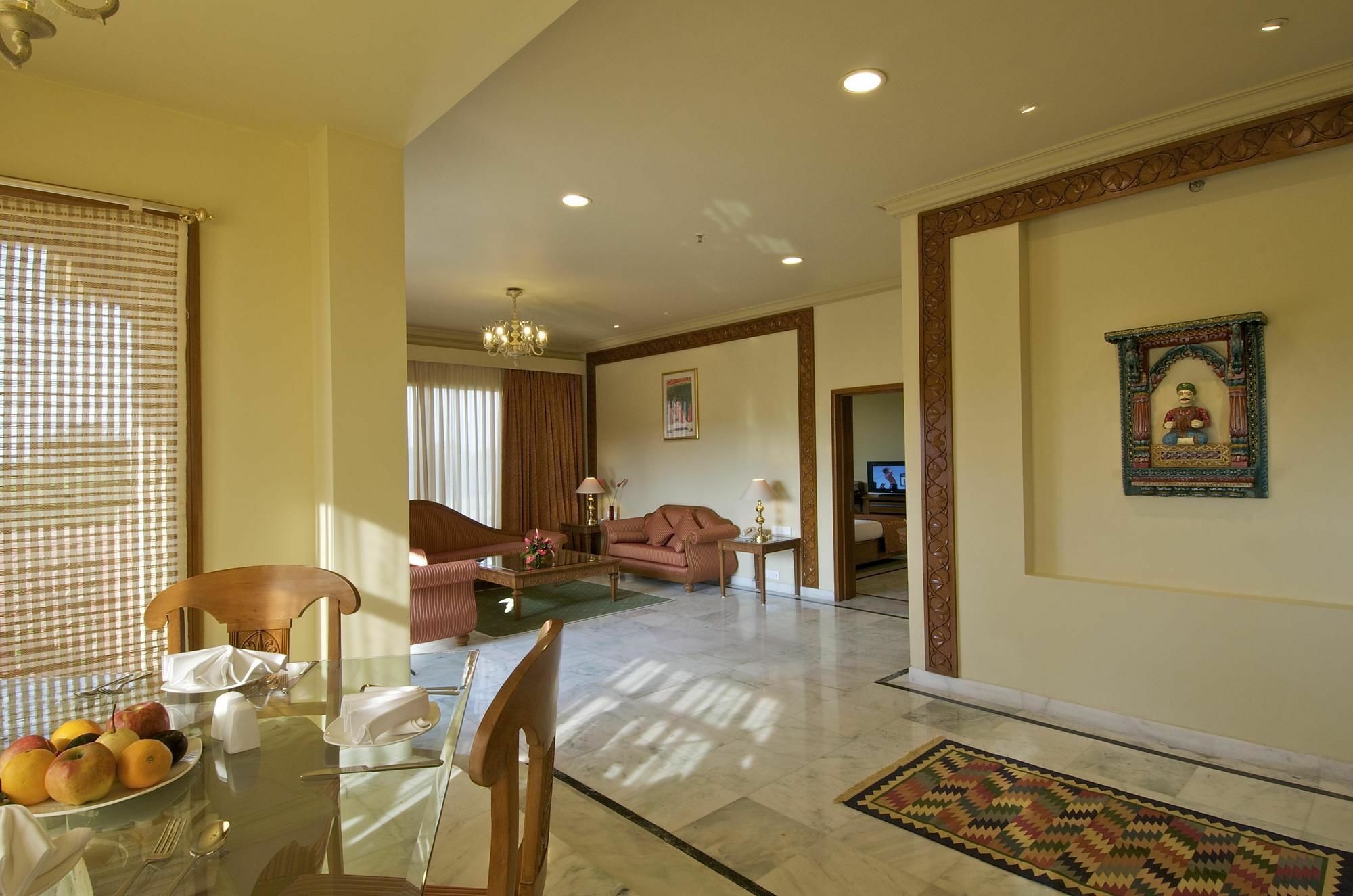 Ummed Jodhpur Hotel 5*