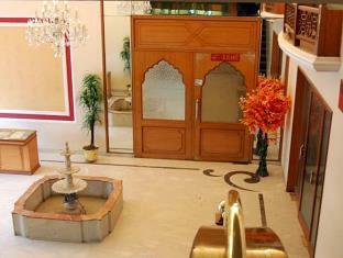 Apex International-jodhpur Hotel 3*