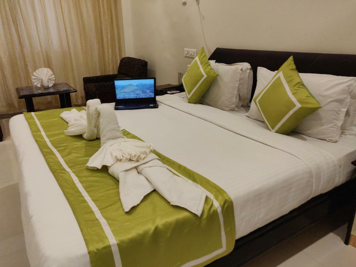 Chandra Hotel 3*