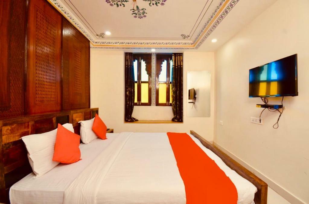 The Umed Hotel 3*