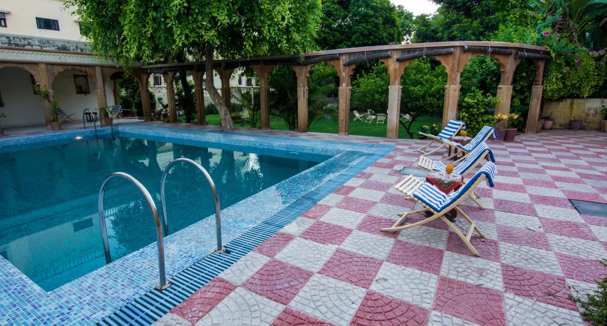 Hotel V Jhalamand Garh Jodhpur
