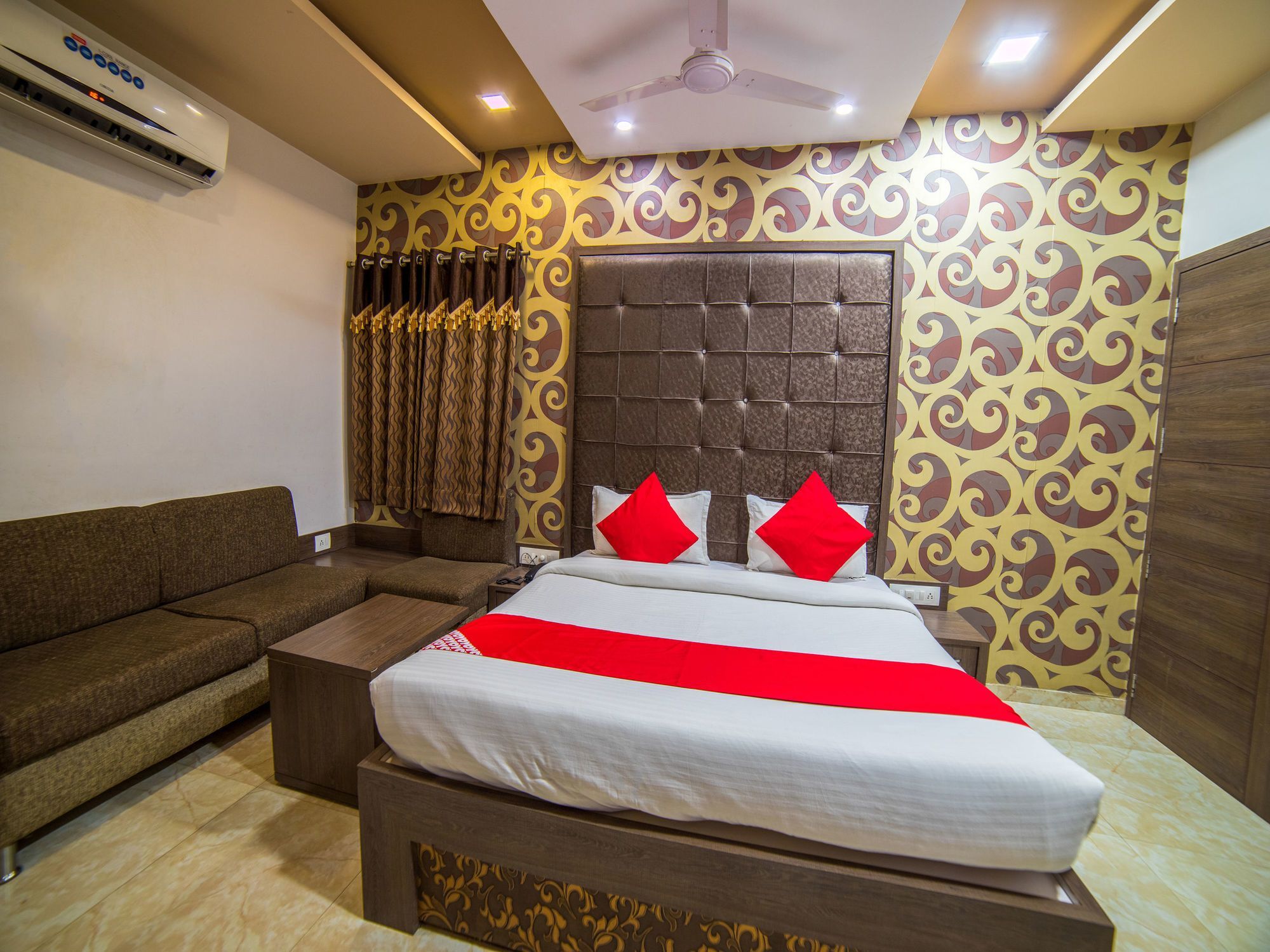A R Excellency Hotel