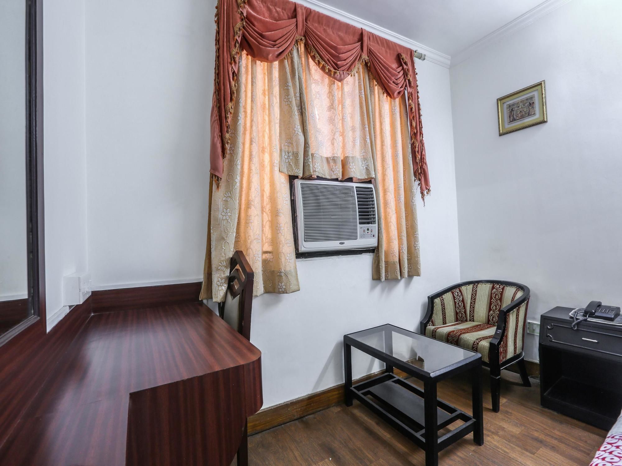 Hotel Suncity International 3*
