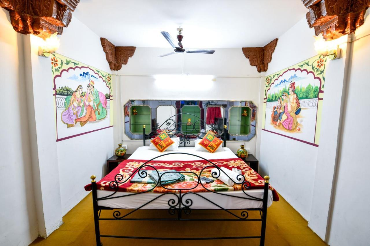 Jaswant Bhawan Homestay *