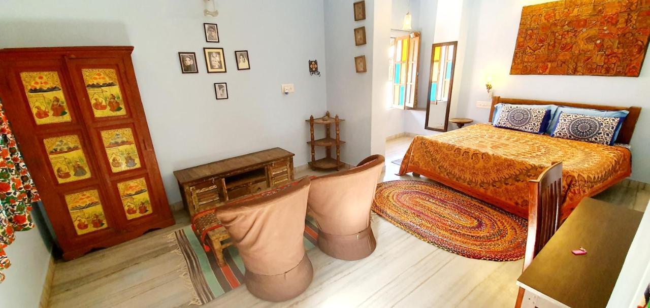 Guest house Durag Niwas 2*