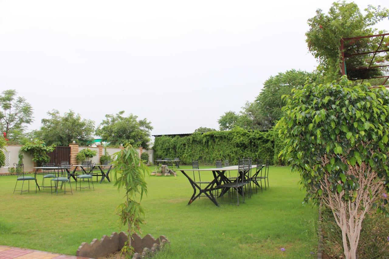 Bhagwati Hotel 2*