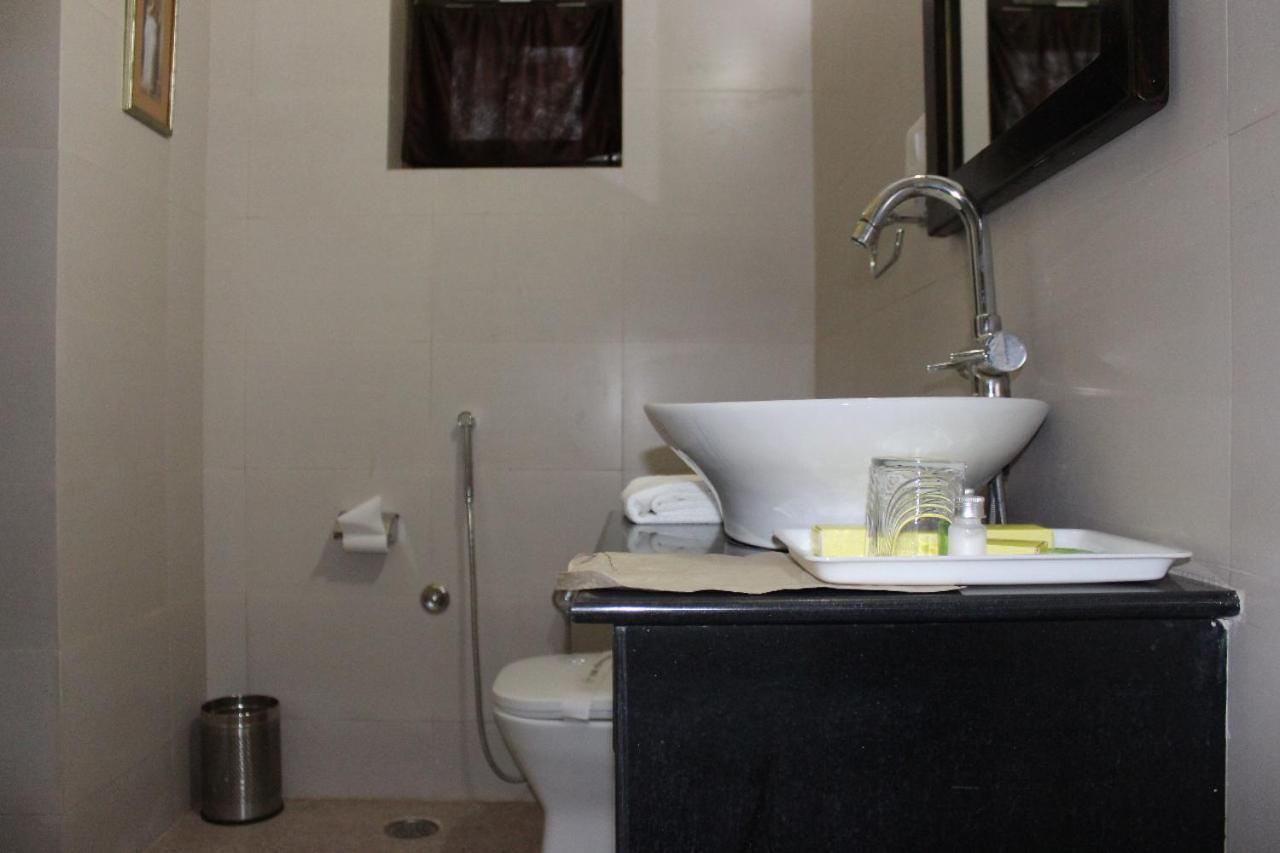 Bhagwati Hotel