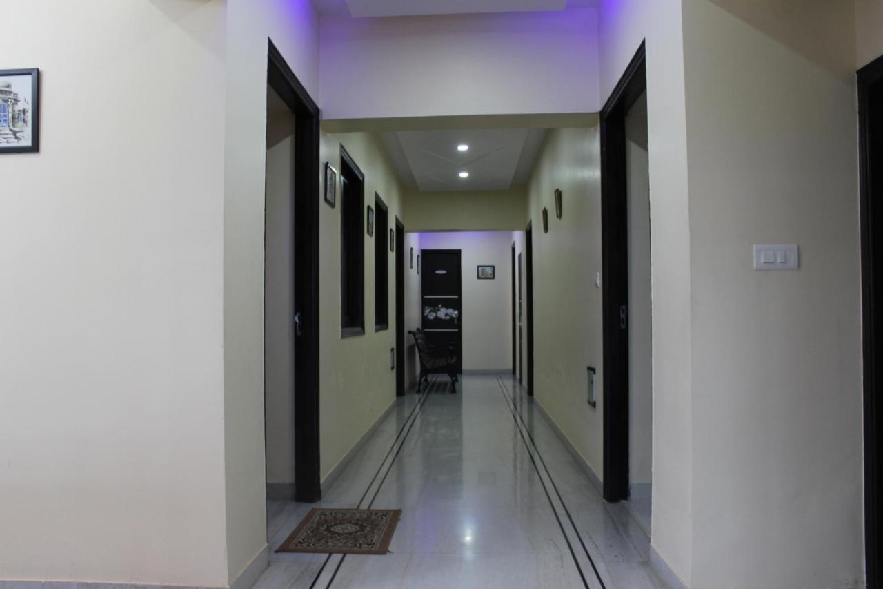 Bhagwati Hotel