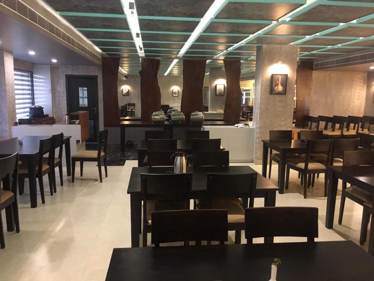 Hotel Aarunya Royale Jodhpur (Rajasthan)