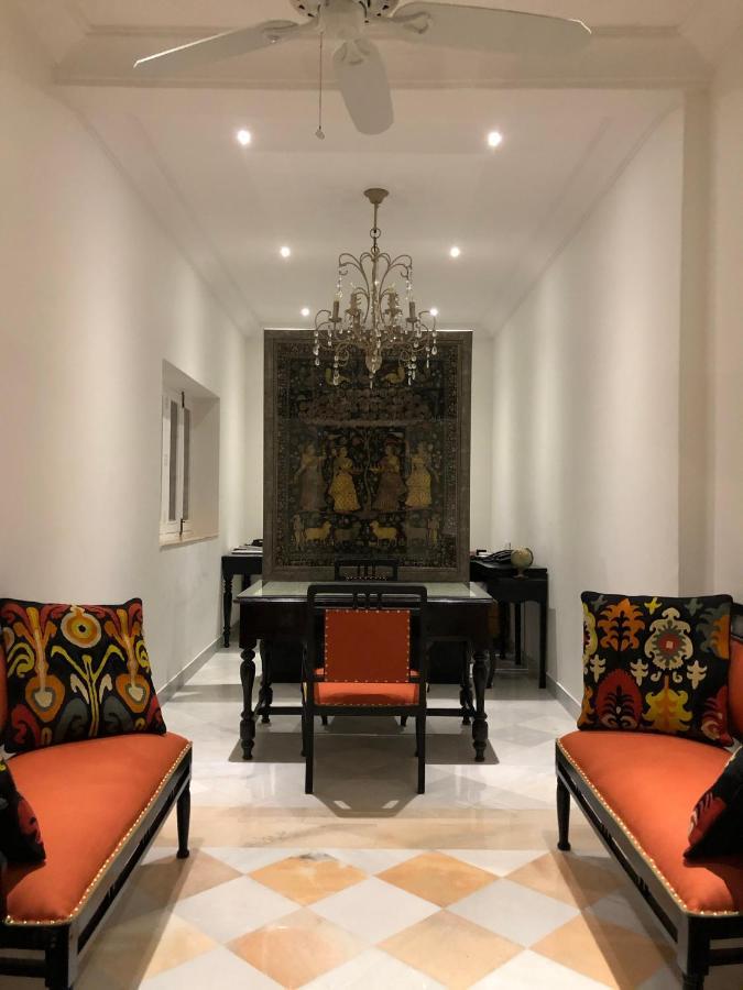 The Rohet House 3*