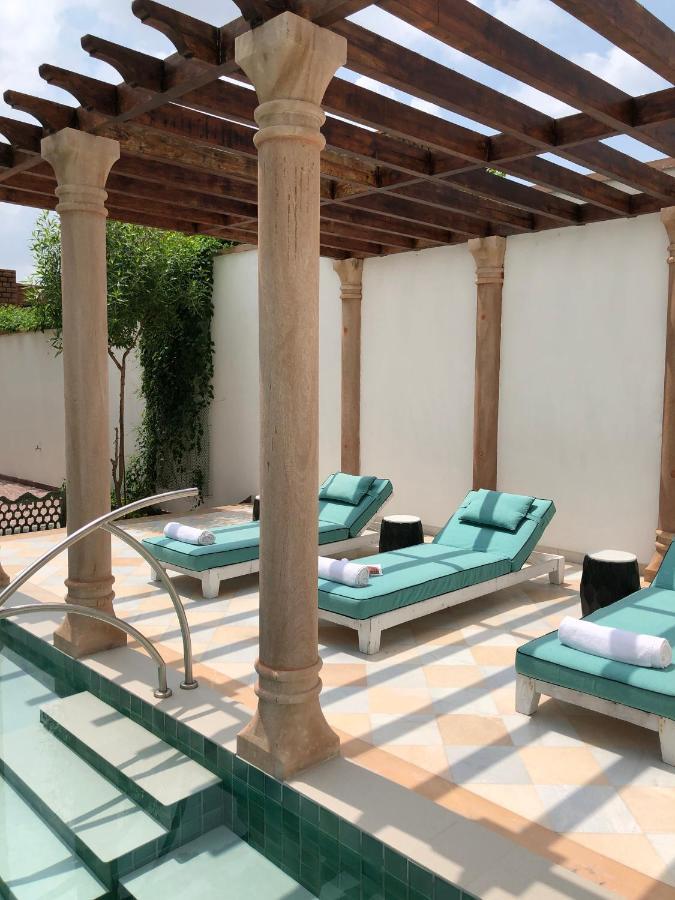 The Rohet House 3*